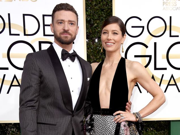 Justin Timberlake and Jessica Biel are considering a triplex penthouse. 
