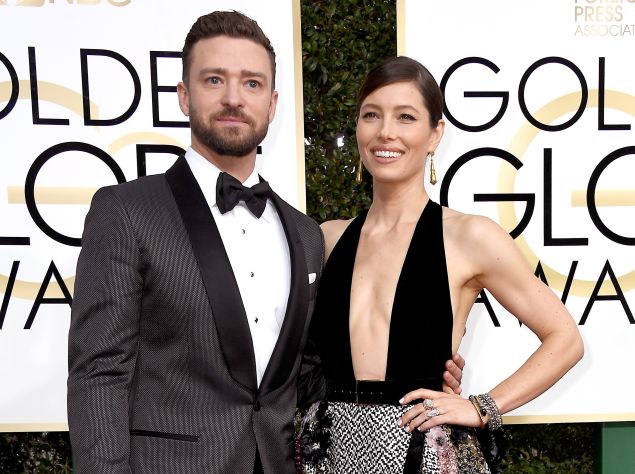 Justin Timberlake and Jessica Biel are considering a triplex penthouse.