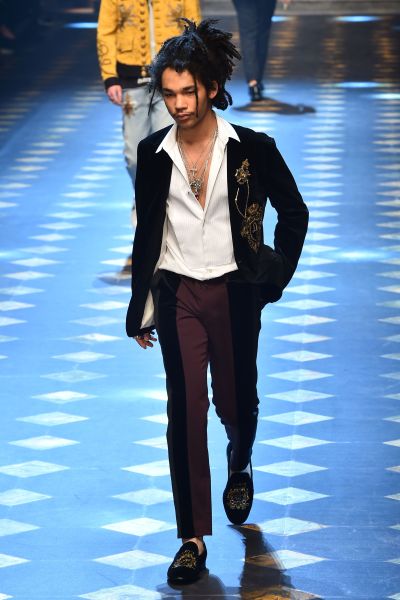 Shabbat walks in the Dolce Gabbana men's show in January 2017.