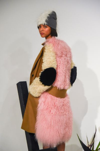 The designer kept her signature pastel pink in this Fall/Winter 2017 range.