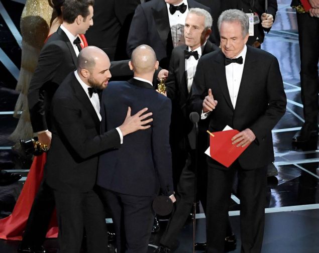 La La Land producer Jordan Horowitz stops the show to announce the actual Best Picture winner as Moonlight.