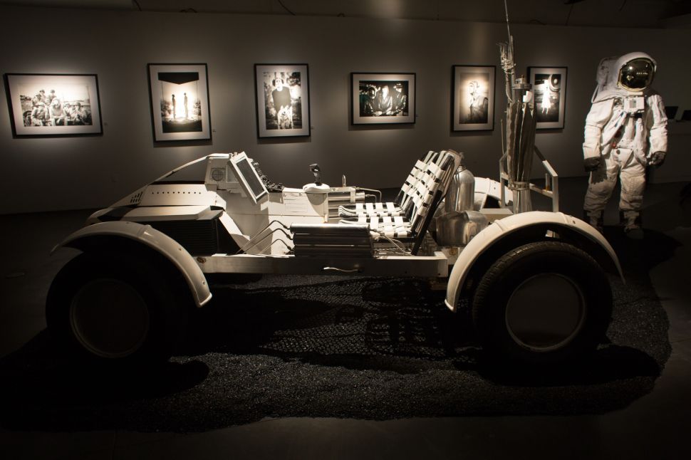 'Premiers Symptômes' by Mathieu César.