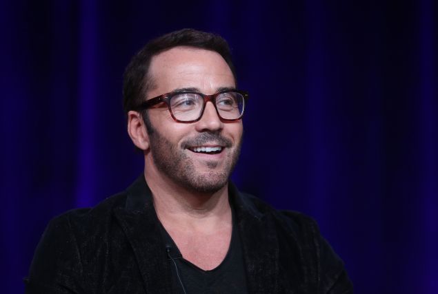 Jeremy Piven.