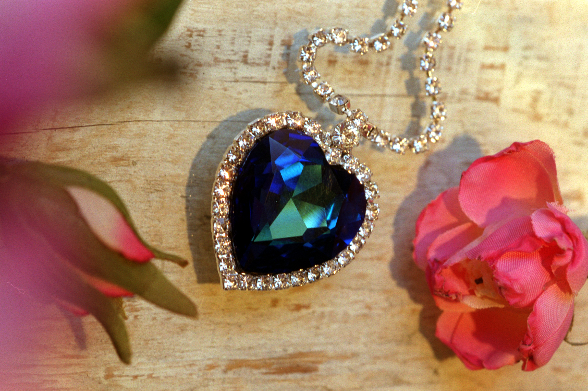 titanic diamond necklace