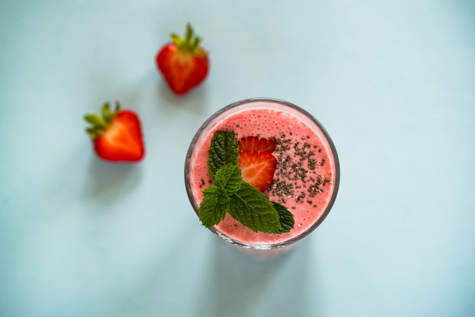 Mix bone broth into your smoothie.