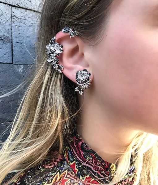 6 Best Ways to Wear Earrings Without Piercing for Those Who Hate Getti –  Blingvine