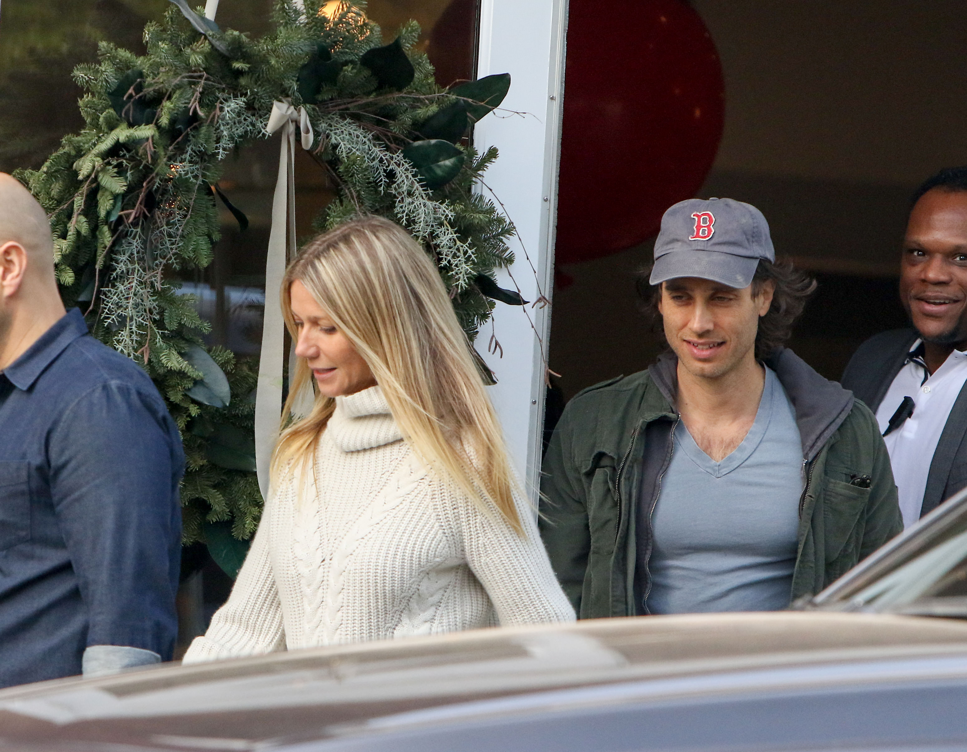 gwyneth paltrow engaged