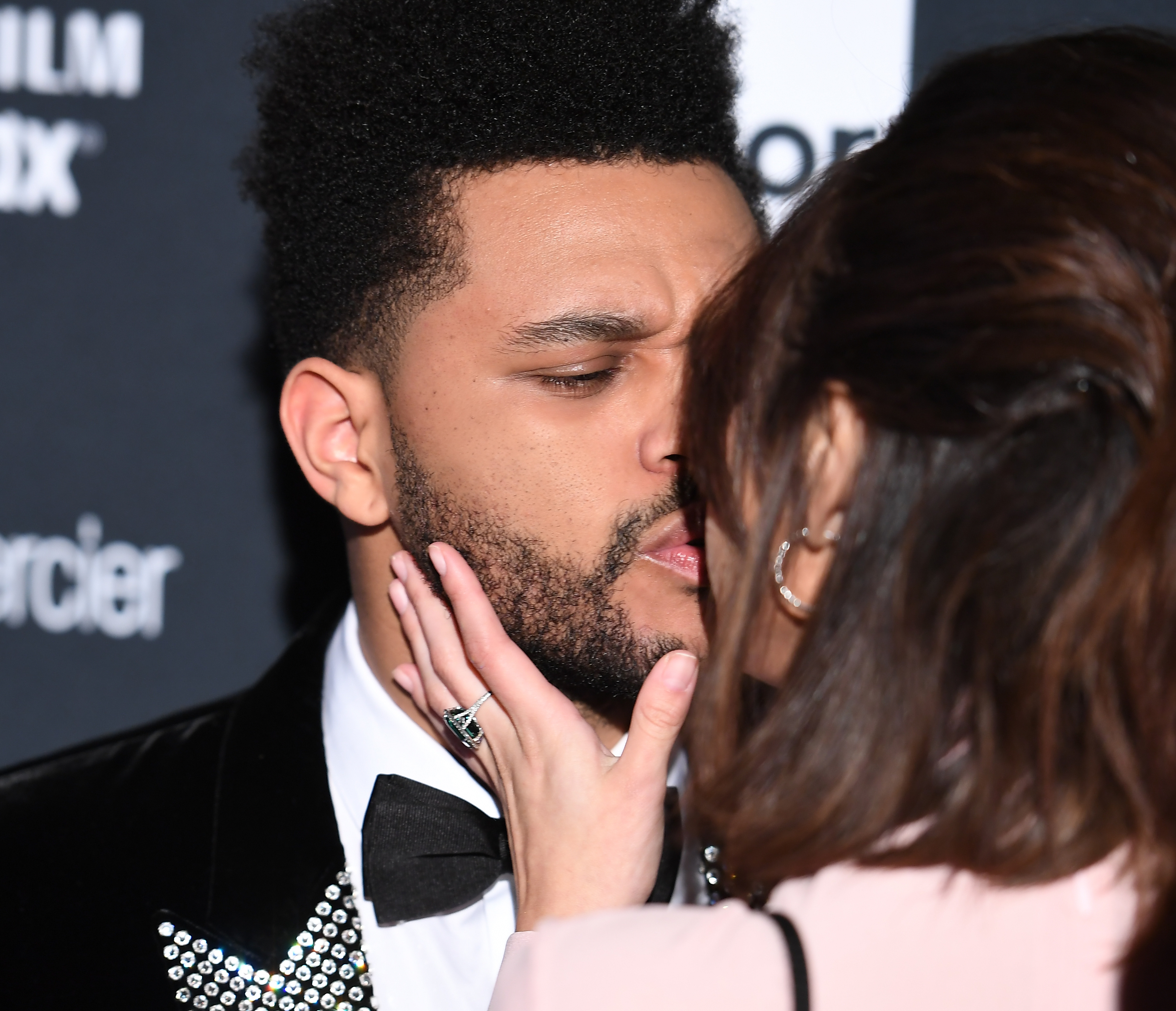 who is the weeknd dating