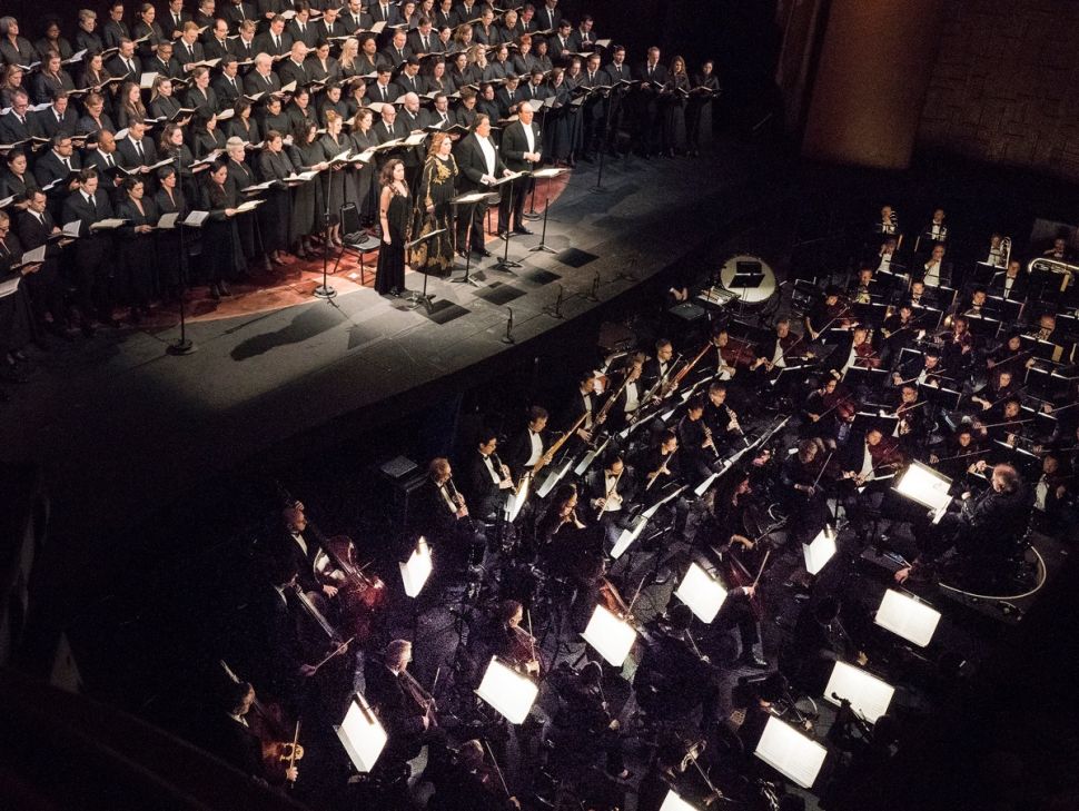 The massed forces of the Metropolitan Opera