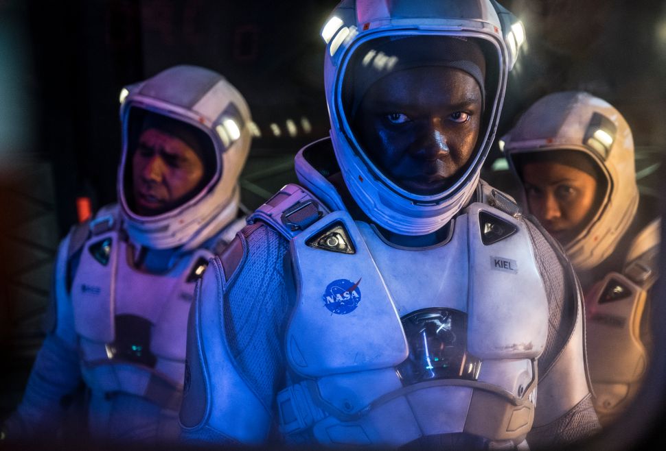Cloverfield Paradox Reviews