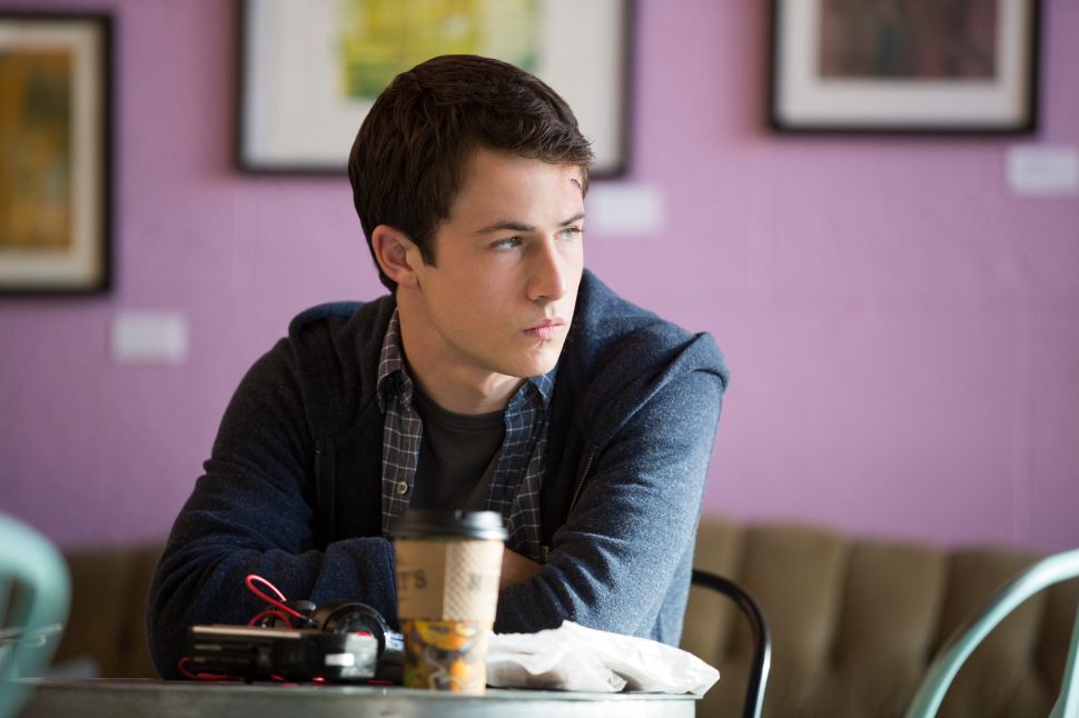 Netflix 13 Reasons Why Suicide Warning