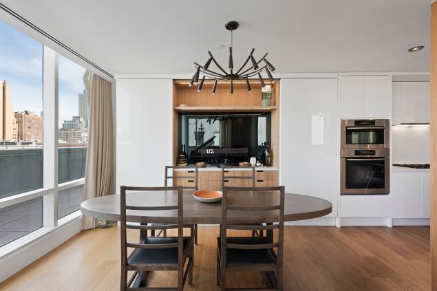 Timberlake and Jessica Biel upgraded to a duplex penthouse in Tribeca last year.