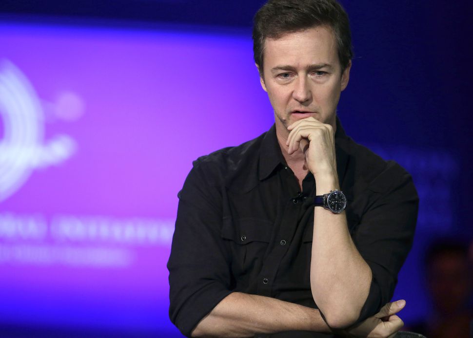 Edward Norton Firefighter Dead Motherless Brooklyn