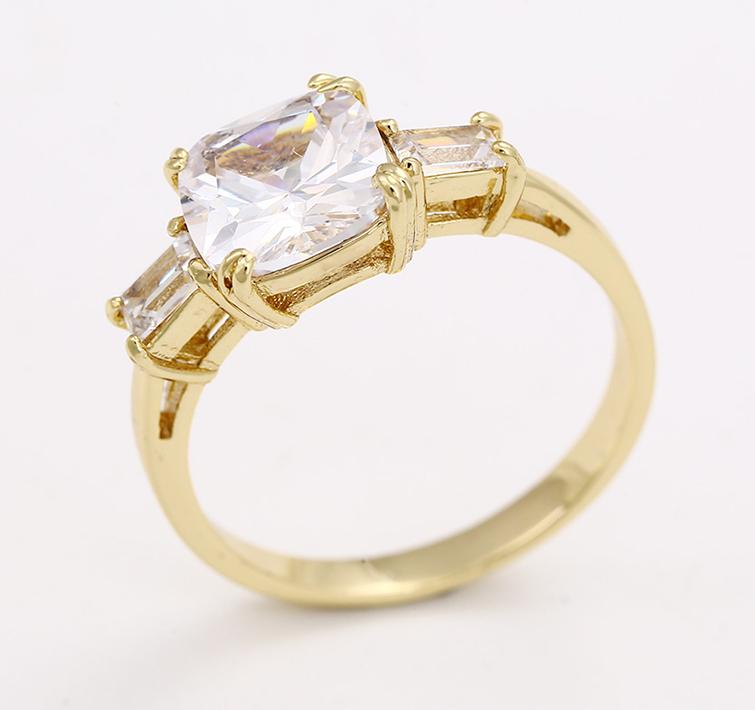 meghan markle engagement ring replica