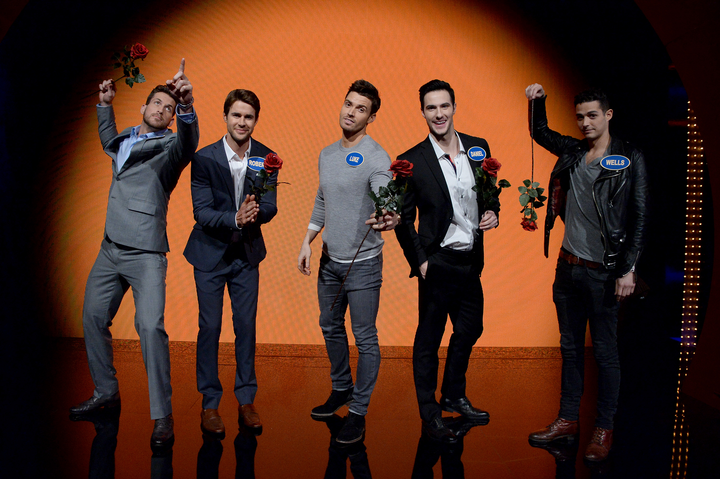 CELEBRITY FAMILY FEUD - "Bachelors vs Bachelorettes and Sandra Lee vs Lea Thompson" - The celebrity teams competing against each other to win cash for their charities feature participants from ABC's hit reality television shows, "The Bachelor" and "The Bachelorette." In a separate game, the families rivaling each other are from multiple Emmy Award-winning lifestyle expert Sandra Lee, and director, producer and actress Lea Thompson (Freeform's "Switched at Birth"). This episode of "Celebrity Family Feud" airs SUNDAY, AUGUST 6 (8:00-9:00 p.m. EDT), on The ABC Television Network. (ABC/Eric McCandless)