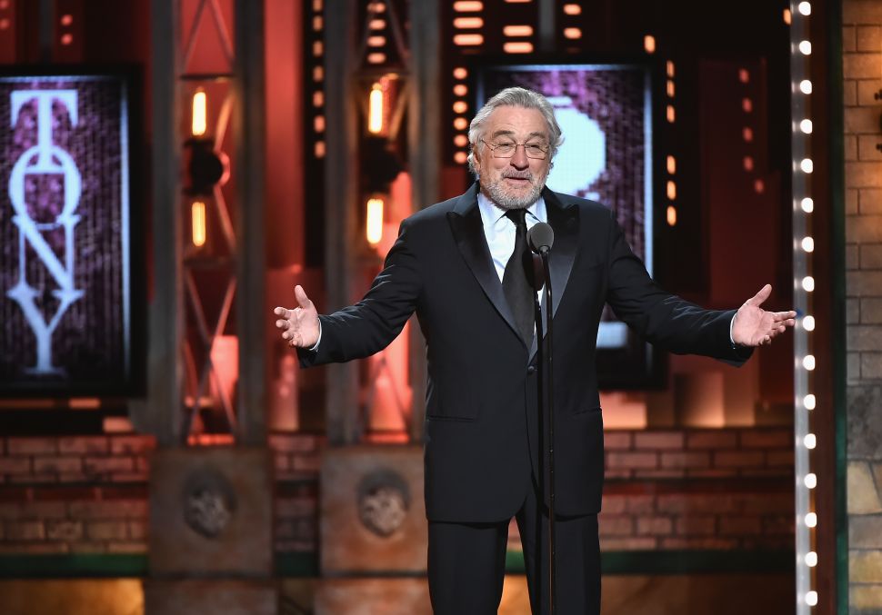 Tone Awards Robert De Niro Donald Trump