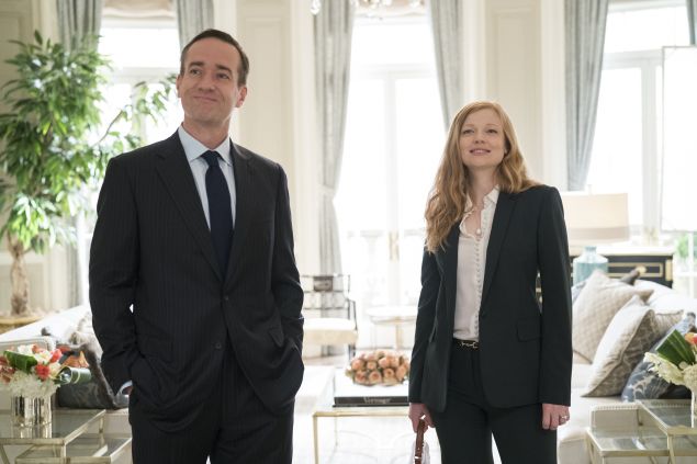 Matthew Macfadyen, Sarah Snook in Succession.