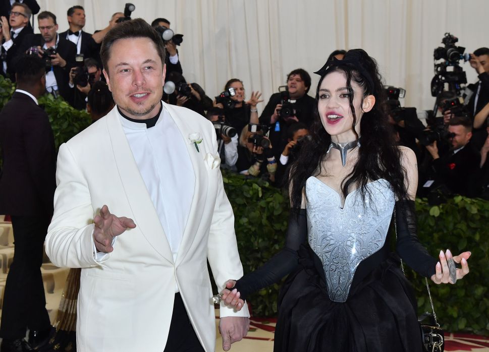 Elon Musk and Grimes arrive at the 2018 Met Gala.