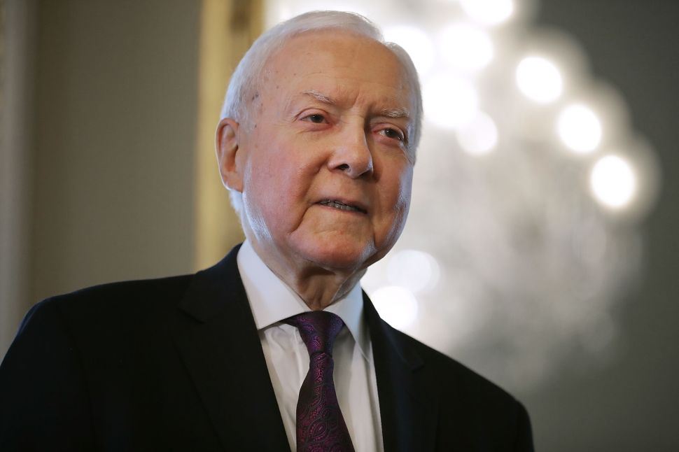 Orrin Hatch is not dead, despite what Google would have you believe.