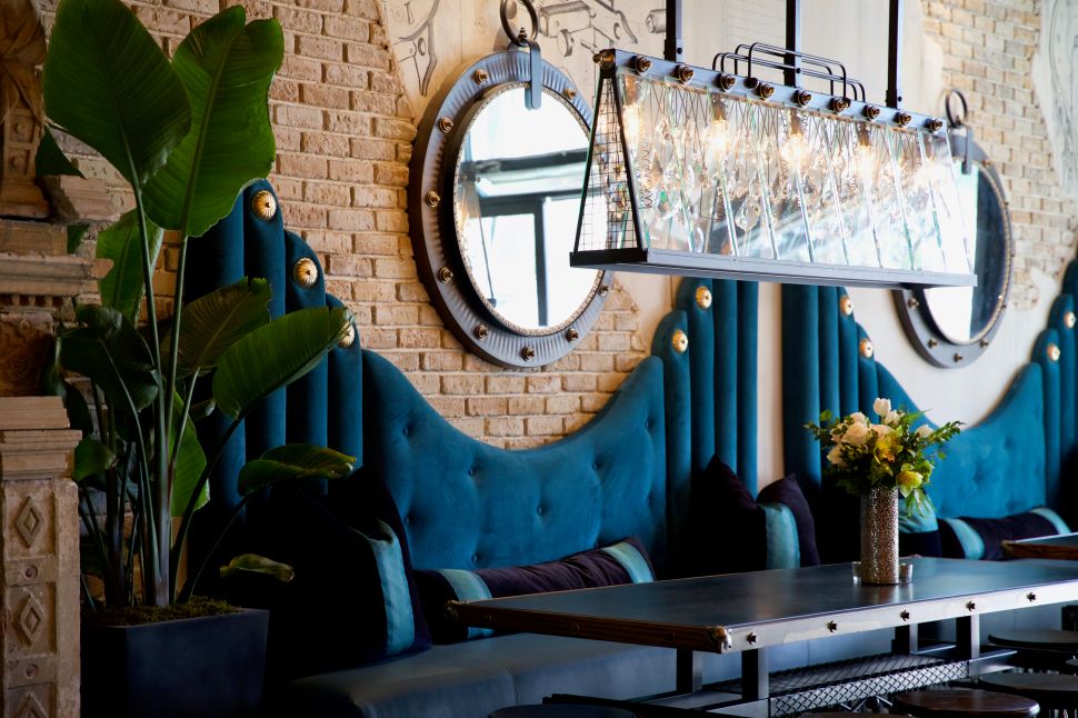 Lounge seating at TomTom.