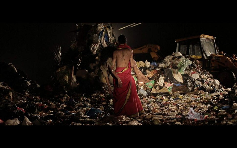 Netflix Stock 'Garbage' Film India Expansion