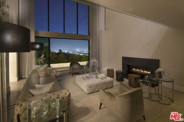 Demi Lovato house