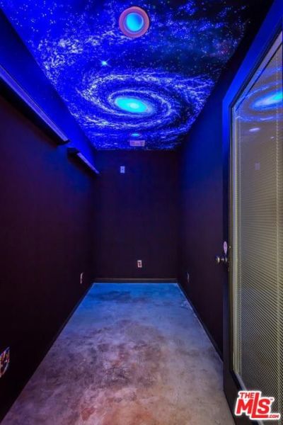 Zayn house