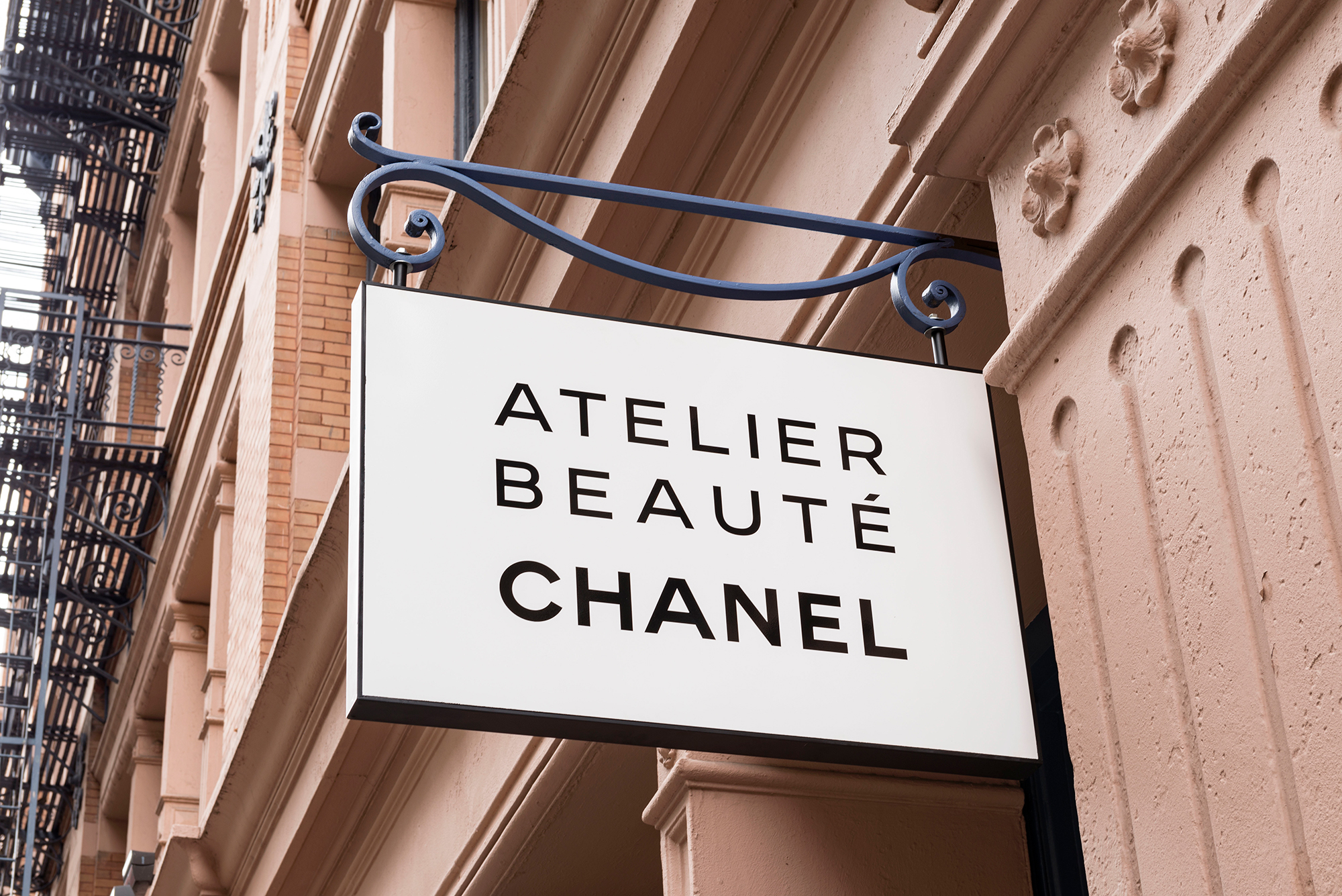 Chanel s First Atelier Beaut Boutique Offers Personalized Beauty