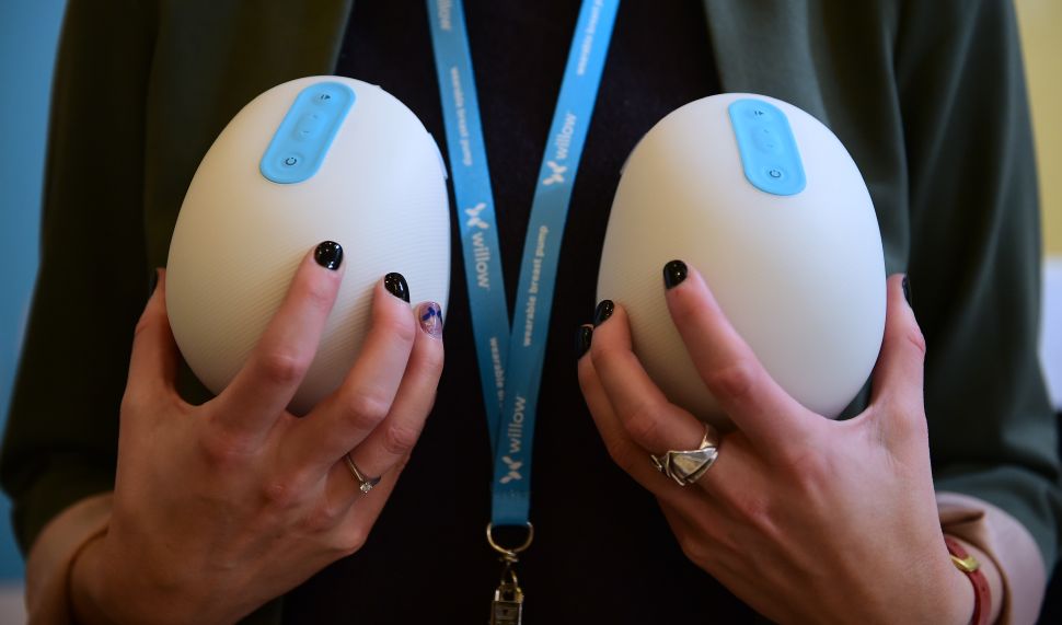The Smart Breast Pump by Willow.