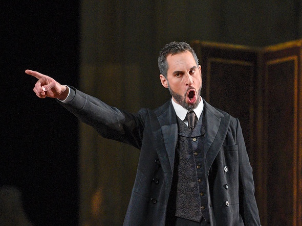 Kyle Ketelsen is the jealous husband Golaud in Debussy's 'Pelléas et Mélisande'.