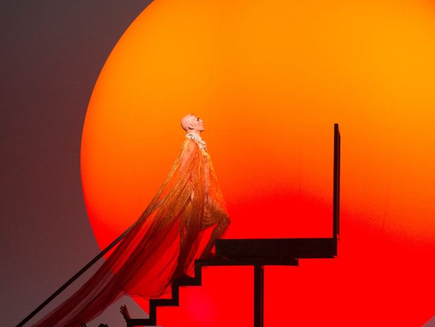 The Pharaoh (Anthony Roth Costanzo) finds God in Philip Glass's 'Akhnaten'.