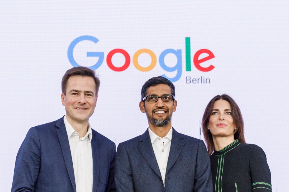 Sundar Pichai (C) with Philipp Justus (L), vice president of Google Central Europe and Annette Kroeber-Rie, Germany's senior director of public policy and government relations at the representation of Google Germany on January 22, 2019.