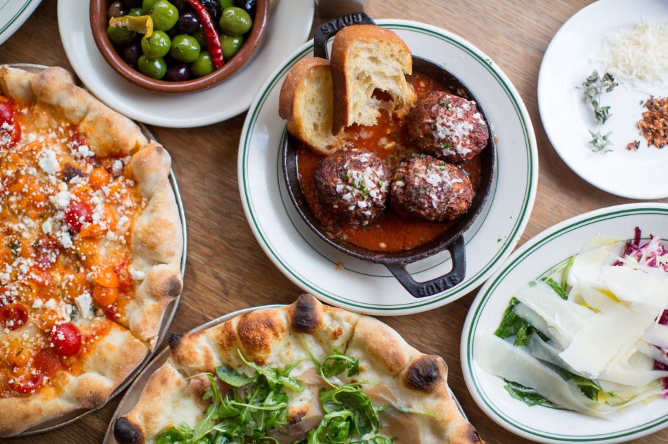 Postmates will now offer "pool delivery" to diners.