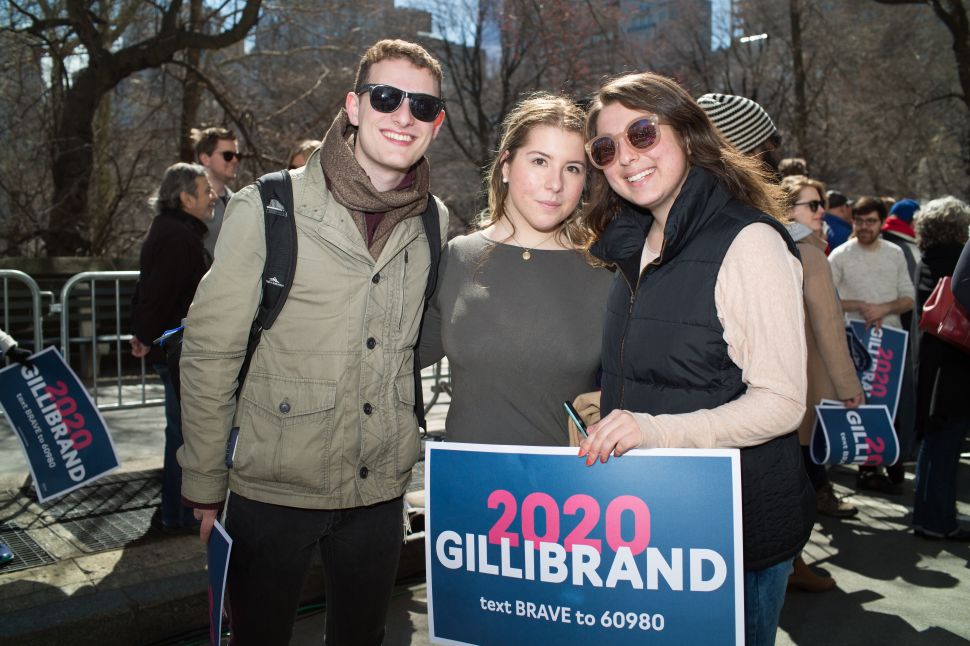 Naava Ellenberg (R) at the kickoff for Kirsten Gillibrand's presidential candidacy in New York on March 24, 2019.