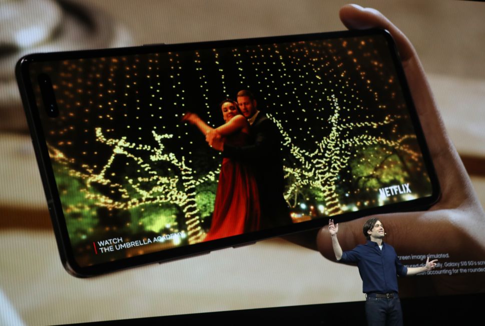 Samsung's new foldable smart phone, the Samsung Galaxy Fold, is experiencing delays.