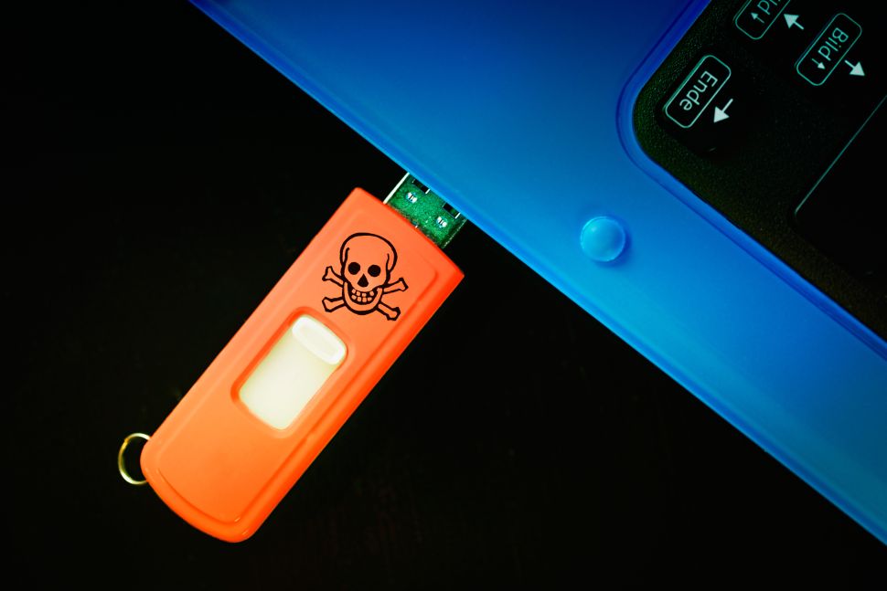 Over the past weekend, a woman from China was arrested and found to be carrying four cellphones and a thumb drive infected with malware at Mar-a-Lago.