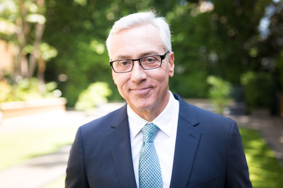Dr. Drew, the same man who popularized off-the-cuff, anonymous therapy, is not immediately on board with digital therapy