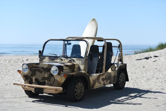 Moke.
