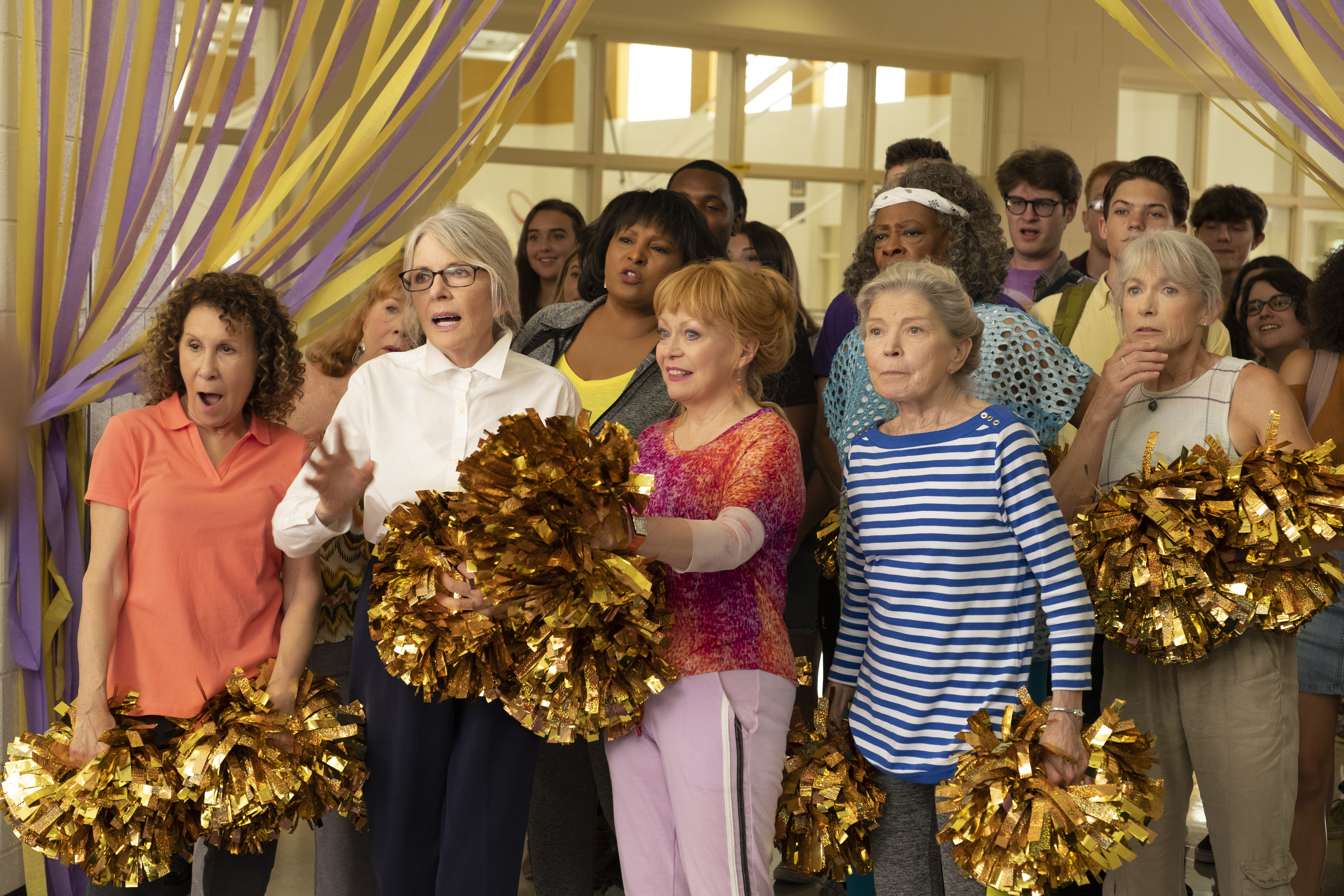 Rhea Perlman, Diane Keaton, Jacki Weaver, Phyllis Somerville, Patricia French, Pam Grier, Carol Sutton and Ginny Maccoll in Poms.