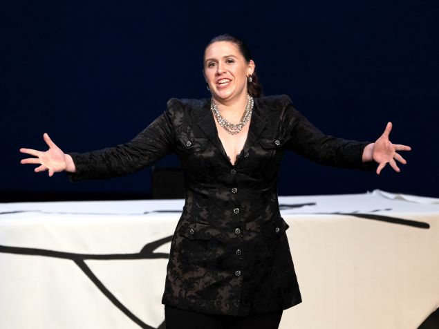 Mezzo Hannah Ludwig belts out a jolly drinking song in Rossini's otherwise serious opera 'La Gazza Ladra'.