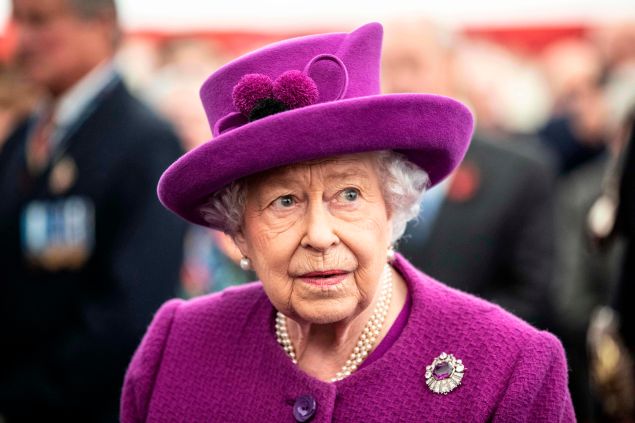 Queen Elizabeth sandringham delay