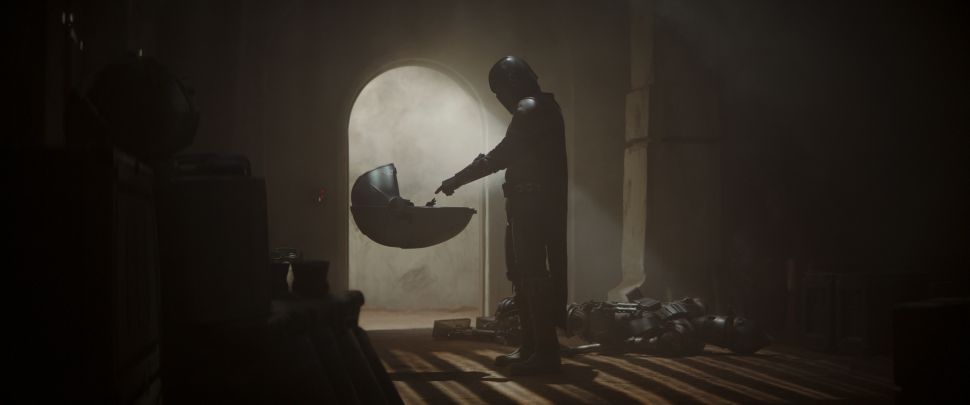 Disney+ The Mandalorian Ratings Netflix Stranger things