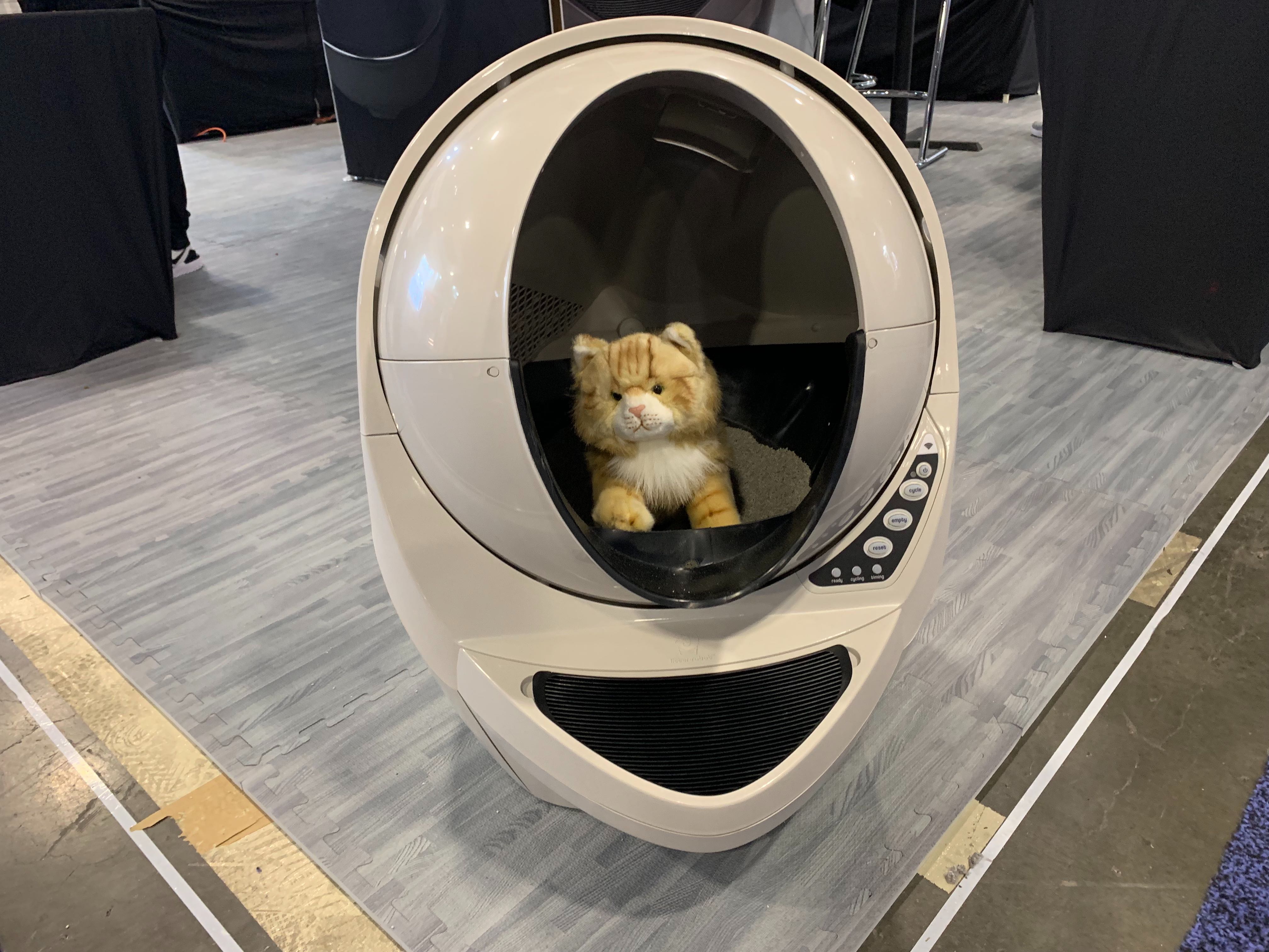 Litter robot for clearance dogs