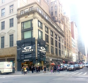 560 Fifth Avenue.