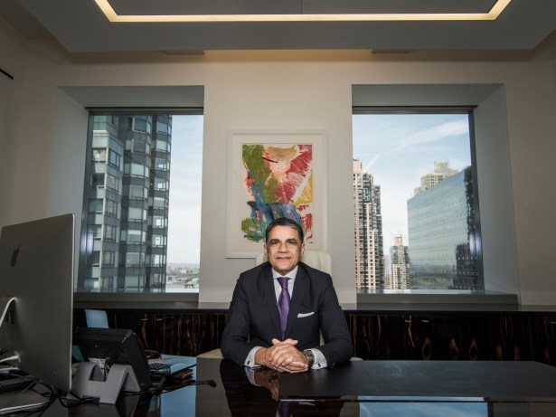 Joseph Moinian has sold his share of 180 Maiden Lane, selling his share of the Willis Tower in Chicago and is capitalizing on the Far West Side. 