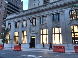 Apple's new store at 940 Madison Avenue has drawn the ire of some and the envy of others.