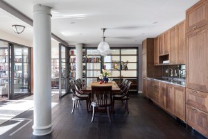 Bringing Residential Aesthetics to Cutting Edge Office Design Photography: Fran Parente