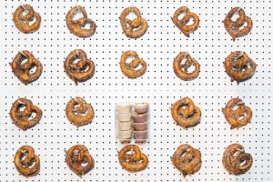 The Plan: Riviera Caterers Event Space at 4 World Trade Center The pretzel wall. (Photo: Riviera Caterers).
