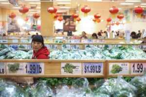 The vegetable aisle in the Jmart supermarket in Flushing. (Photo: Aaron Adler/ For Commercial Observer).