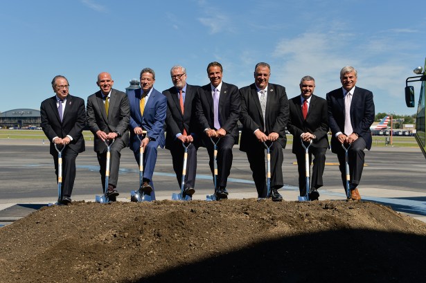 JCuomo, center, breaking ground on the new Terminal B with Port Authority and construction officials (Photo: Port Authority of NY & NJ/Flickr).